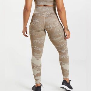Gymshark camo workout leggings